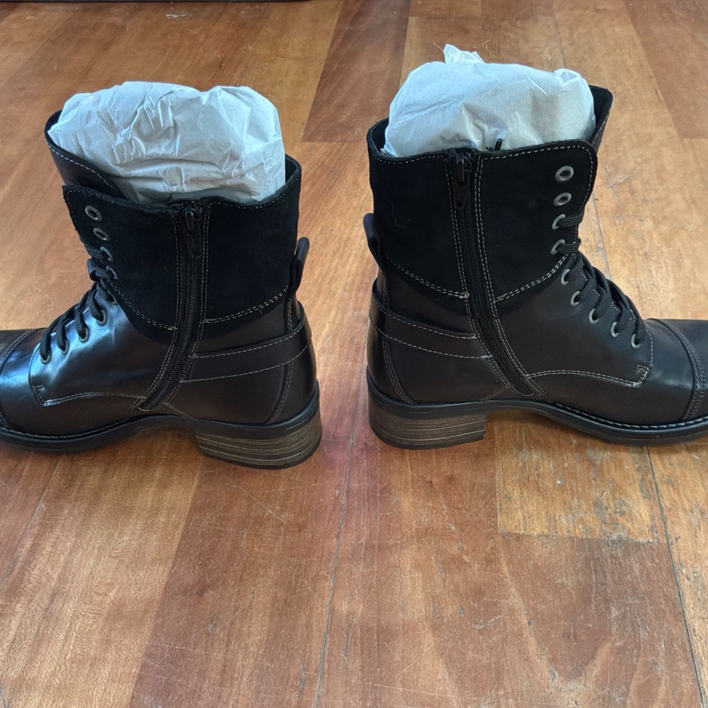 Taos Crave suede & leather boots - Picture 2 of 4